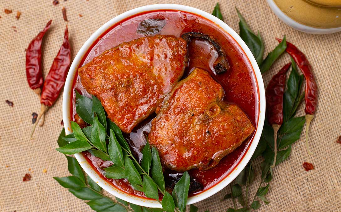 Yati’s Eel Catfish Cooked in Spicy Coconut Gravy | Chef Wan Lifestyle